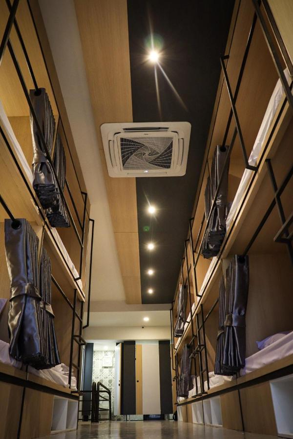 W2 Hostel شيانغ ماي المظهر الخارجي الصورة